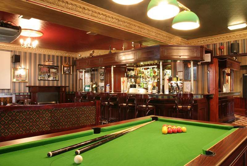 Kaim Park Hotel Bathgate Esterno foto